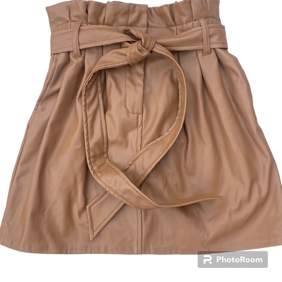 DO+BE Faux Leather Skirt Tan Size Small NWT - Picture 4 of 13